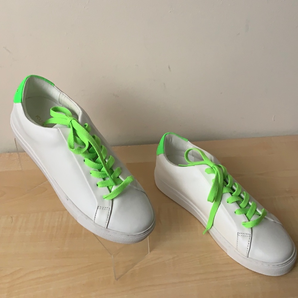 Kurt Keiger White w/Green Accent & Laces Leather Low Top Sneakers - 9 - New